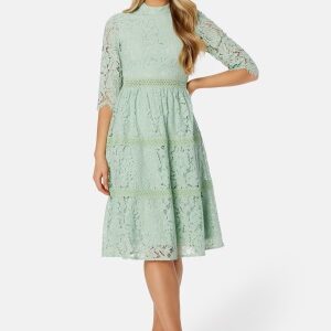 Happy Holly Madison lace dress Light mint 48
