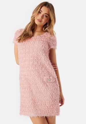 Ida Sjöstedt Annie Dress - Söt Klänning Dusty Pink med Fransar & 3D Blommor